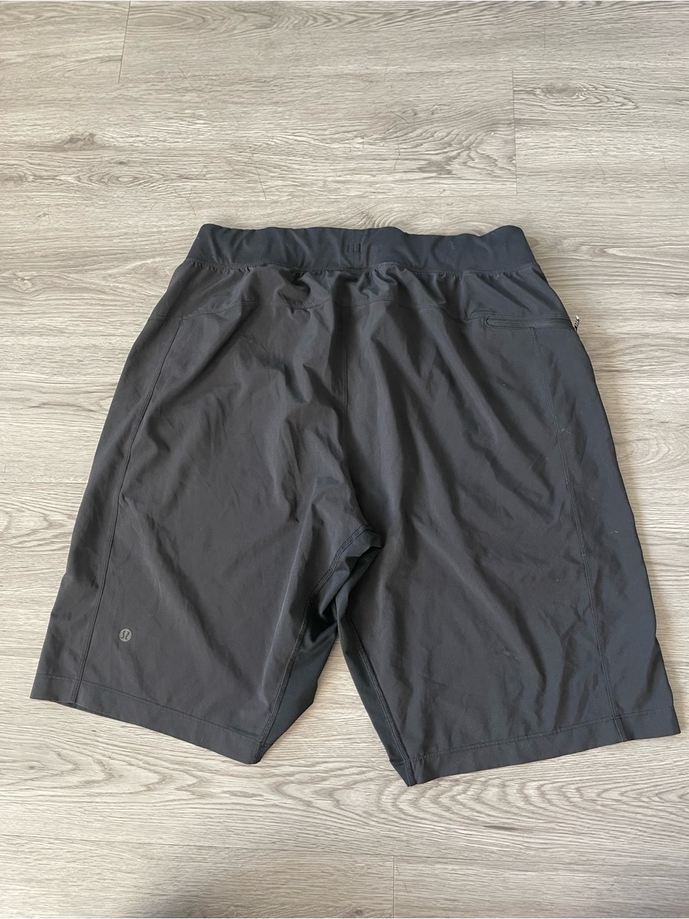 lululemon athletica Men's Athletic Shorts - Black